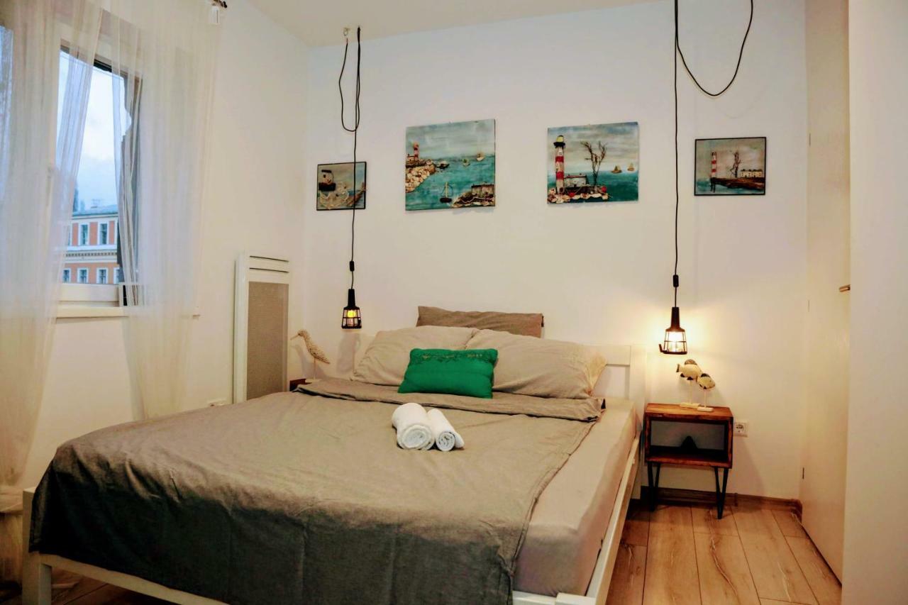 Cinema Courtyard Apartment ซาราเยโว ภายนอก รูปภาพ