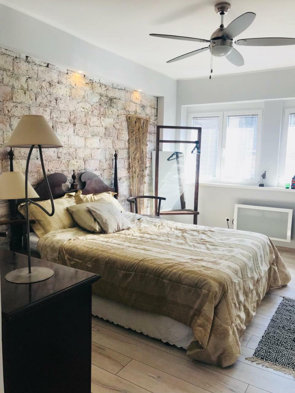 Cinema Courtyard Apartment ซาราเยโว ภายนอก รูปภาพ